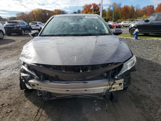 2023 Toyota Camry, LE 3