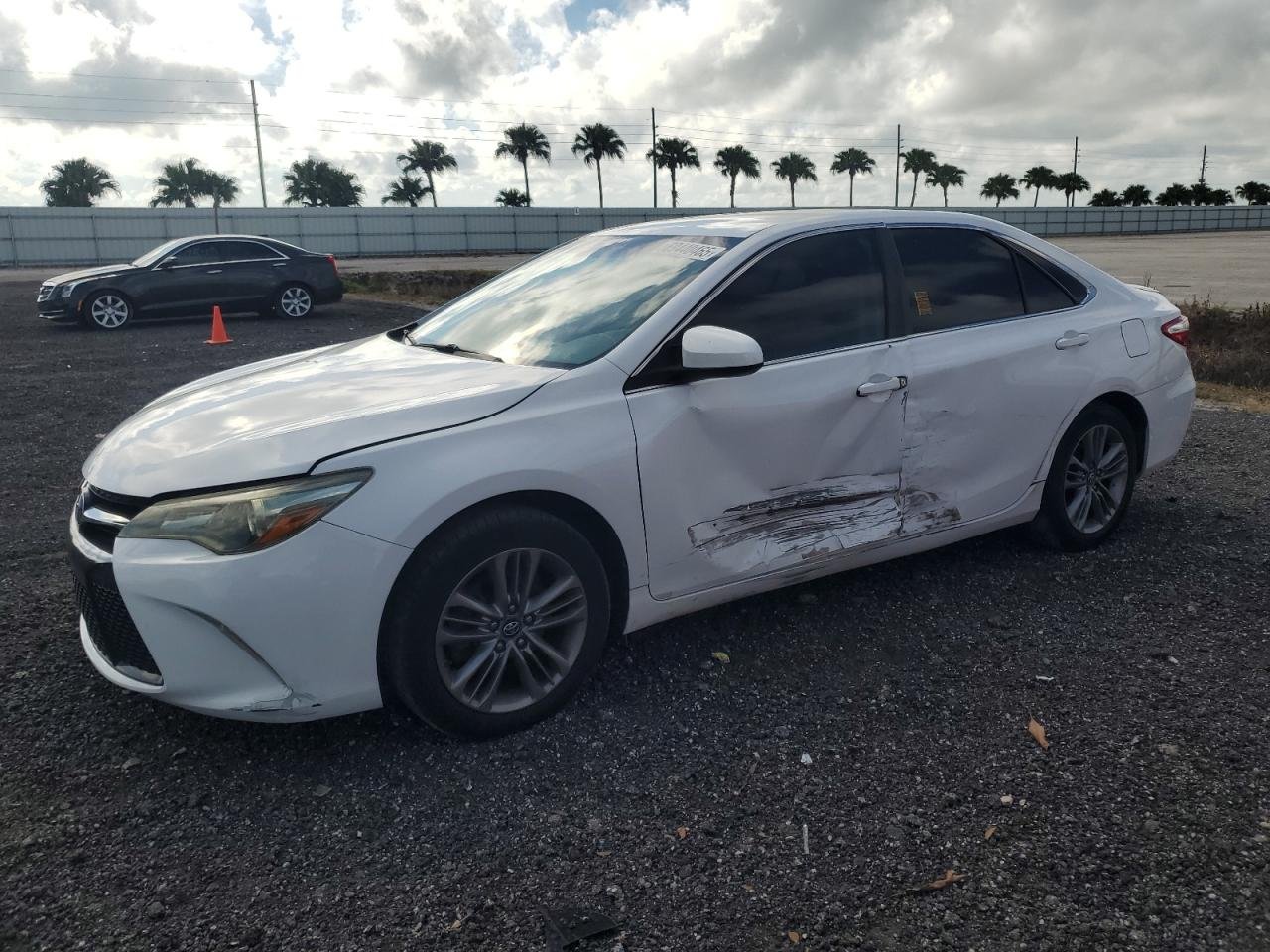  2017 Toyota Camr, LE 