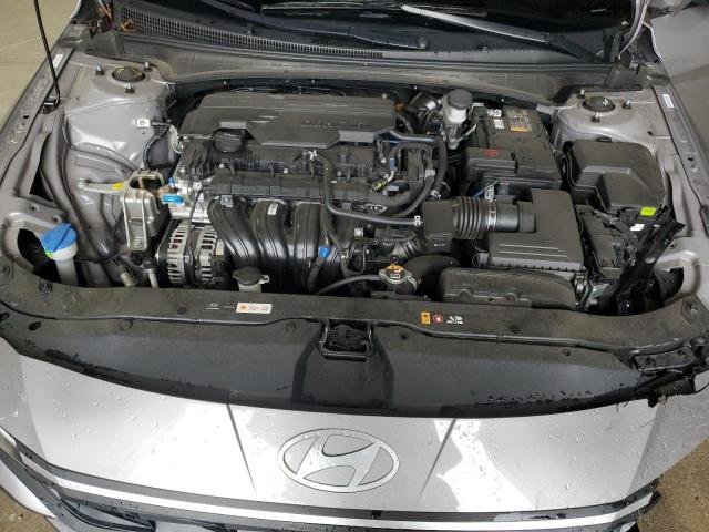 2025 Hyundai Elantra, SE 11