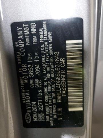 2025 Hyundai Elantra, SE 12