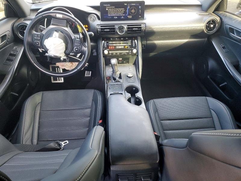 2023 Lexus IS, 350 8