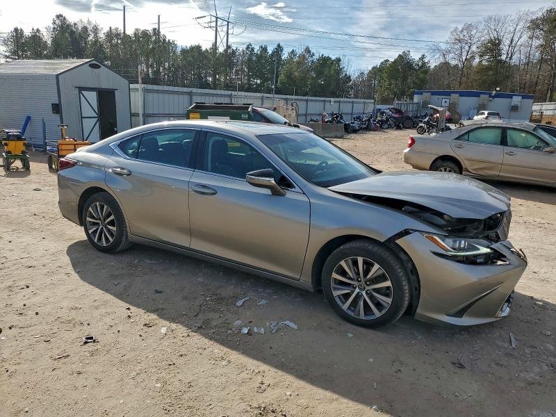 2020 Lexus ES, 350 Base 4