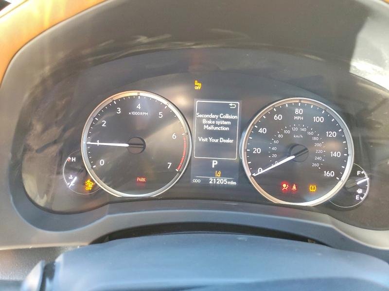 2022 Lexus IS, 300 9