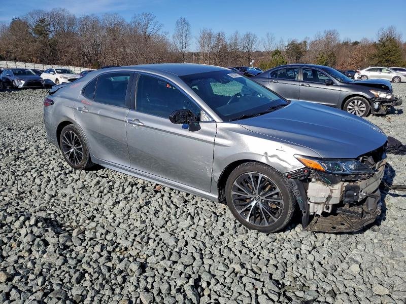 2018 Toyota Camry, L 4