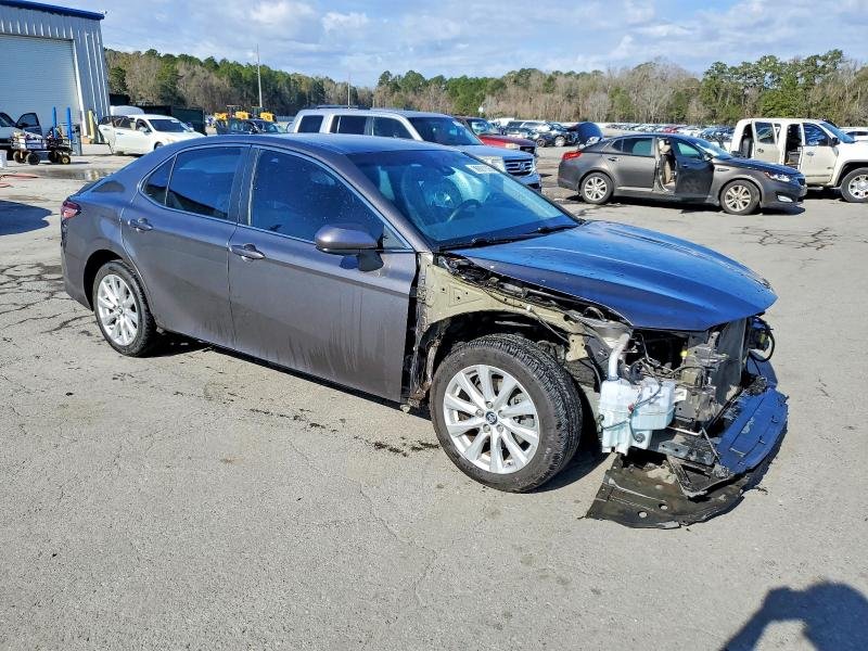 2018 Toyota Camry, L 4