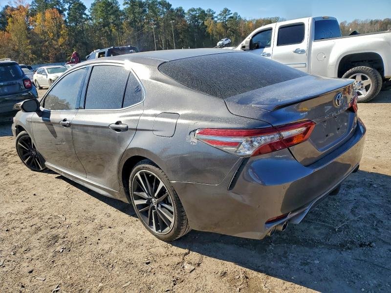 2018 Toyota Camry, Xse 2