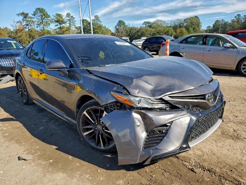 2018 Toyota Camry, Xse 4