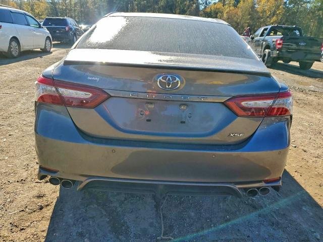 2018 Toyota Camry, Xse 6