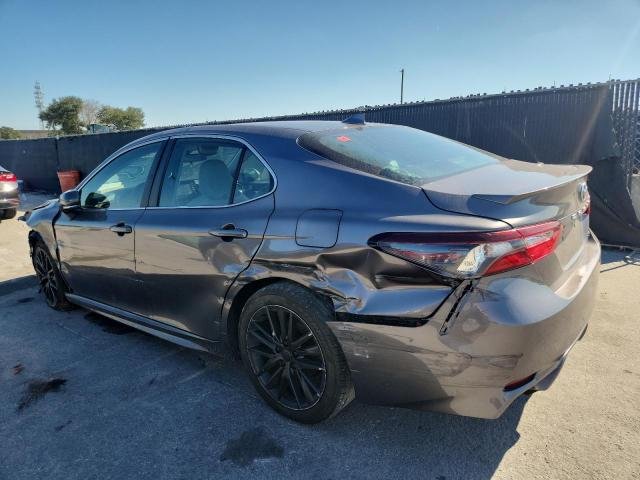 2022 Toyota Camry, SE 2