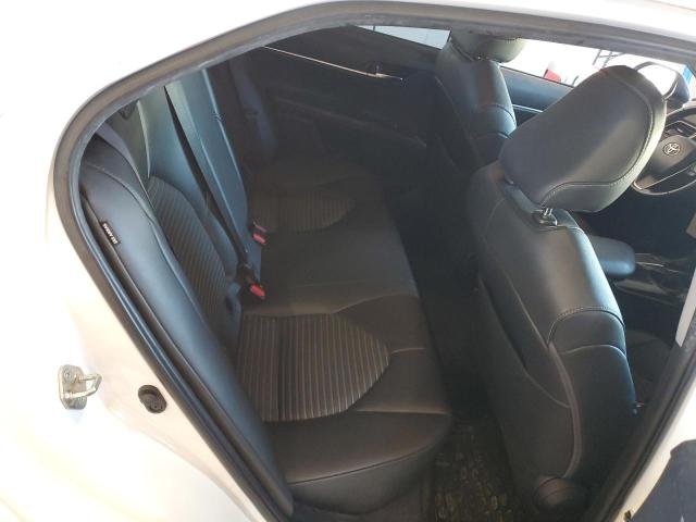 2019 Toyota Camry, L 10