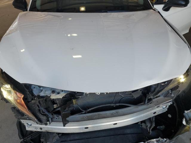 2019 Toyota Camry, L 11