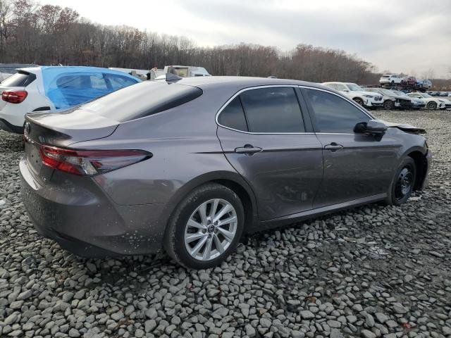 2023 Toyota Camry, LE 3