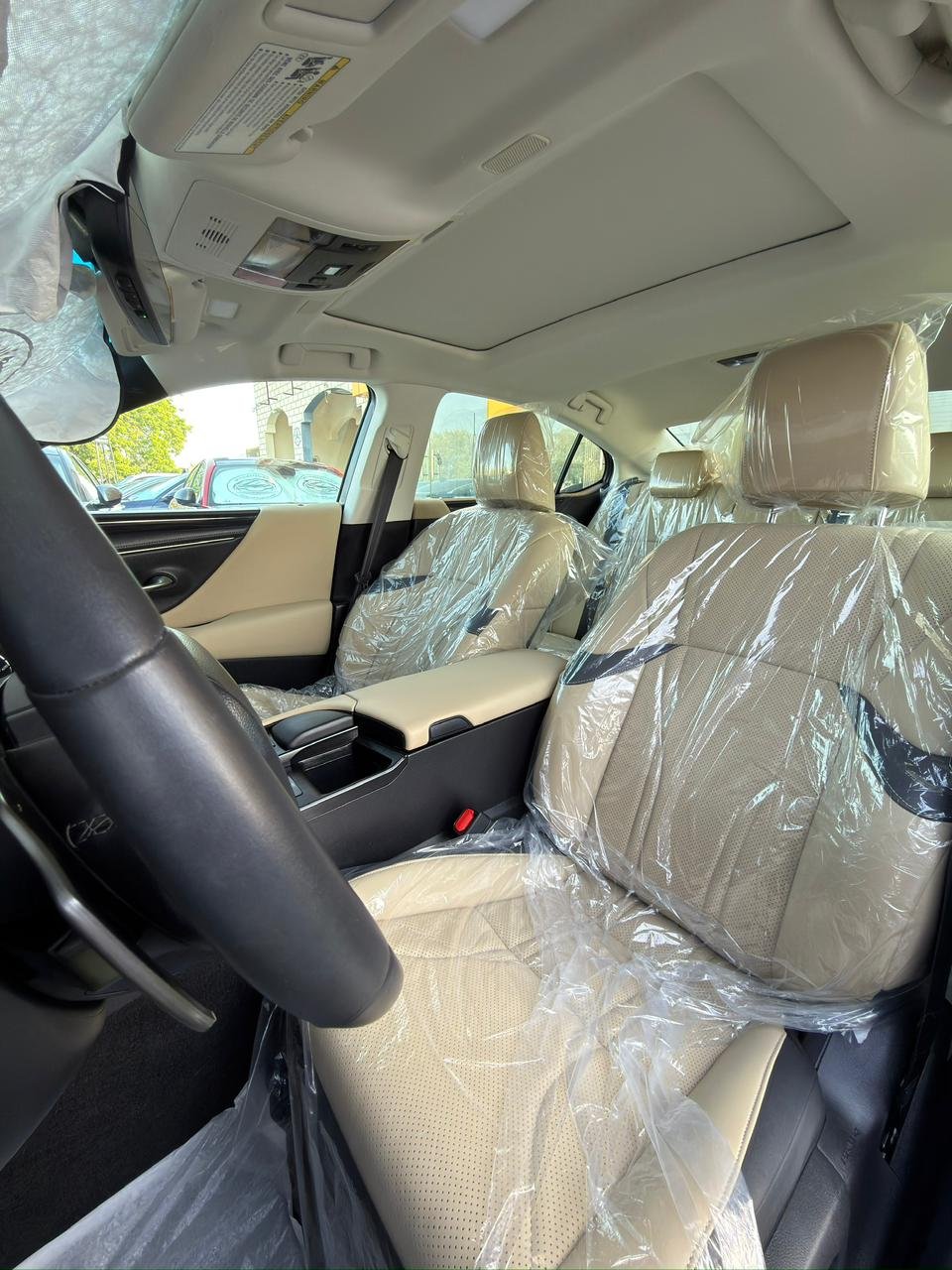 Lexus ES350 - صورة 5