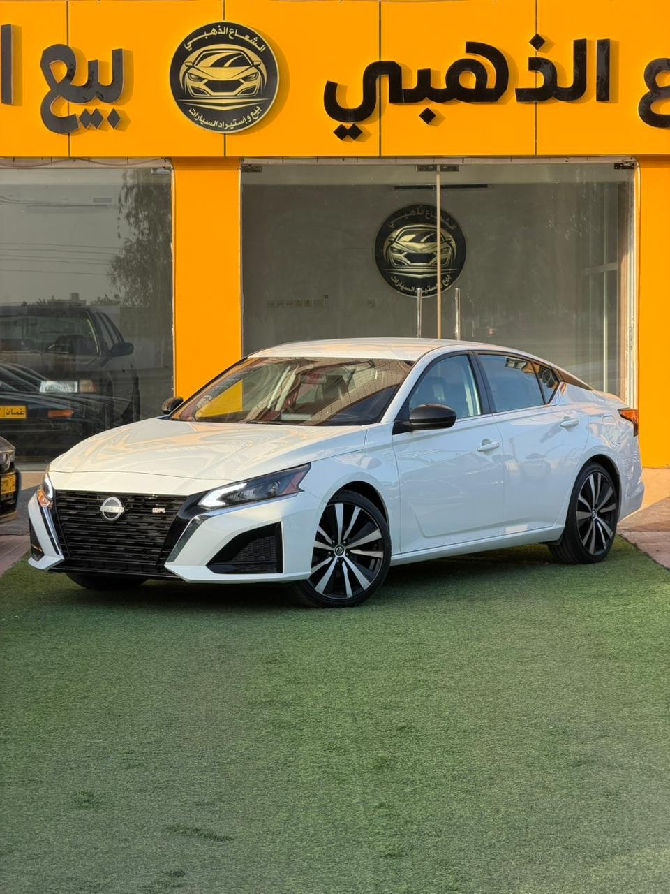 2020 Nissan Altima, SR