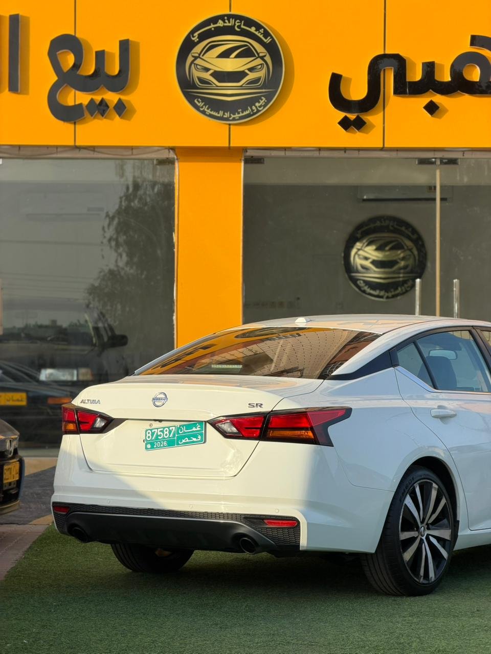 2020 Nissan Altima, SR - صورة 3