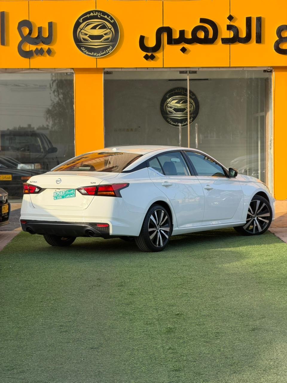 2020 Nissan Altima, SR - صورة 4