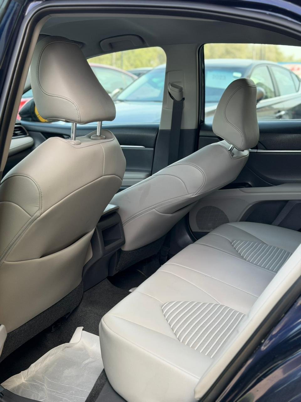 2021 Toyota Camry, SE - صورة 5