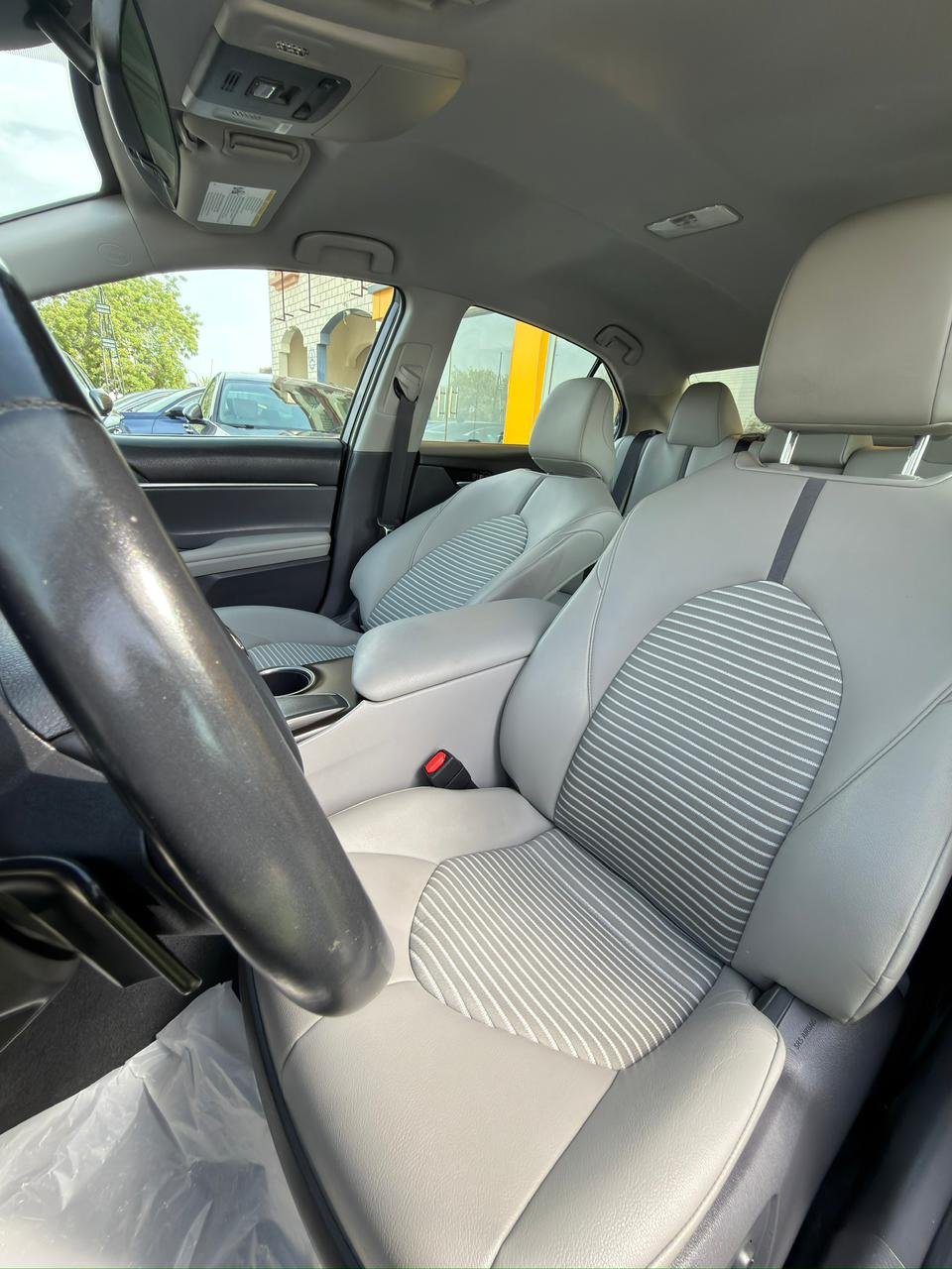 2021 Toyota Camry, SE - صورة 6