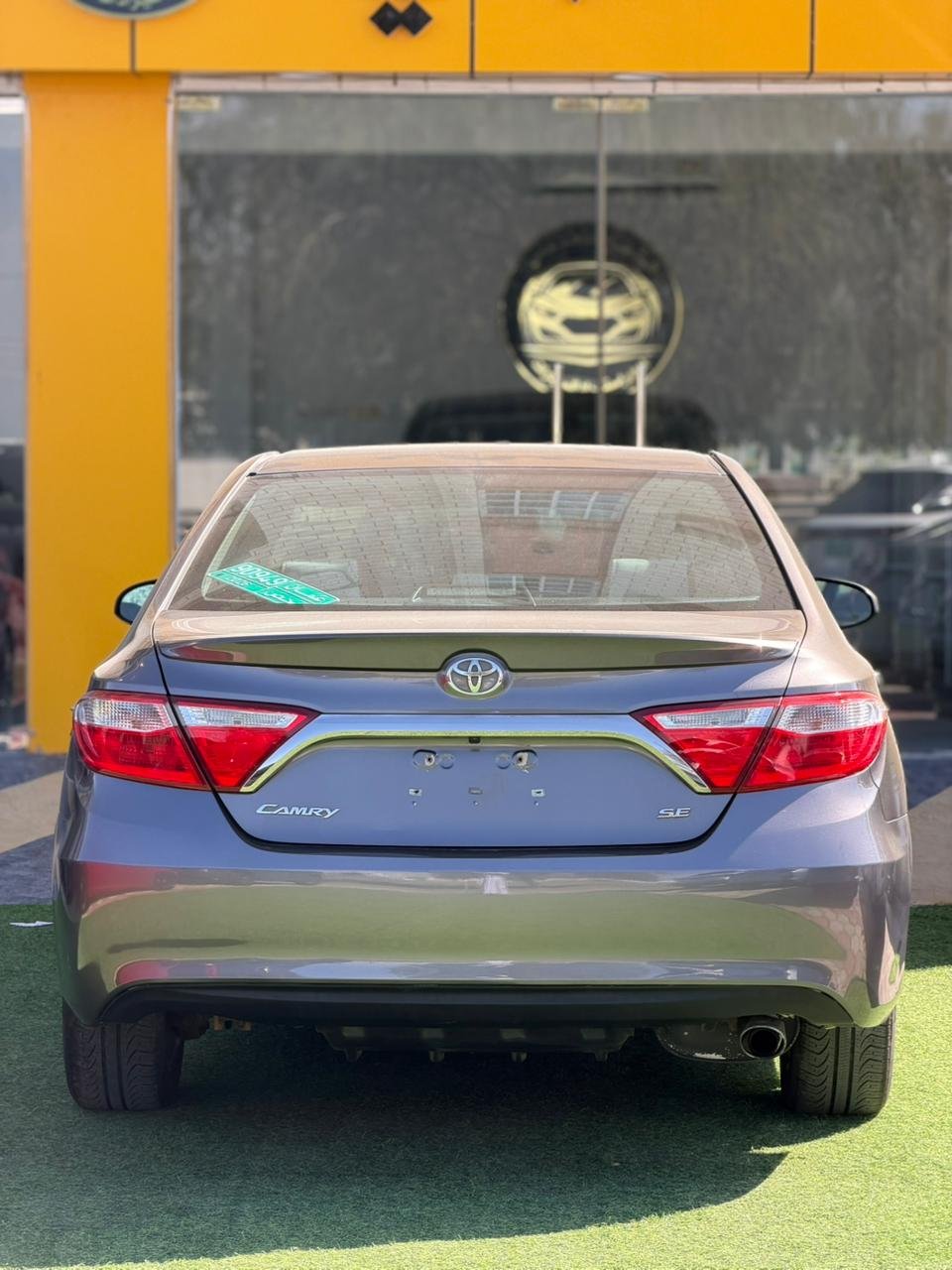 2017 Toyota Camry, SE - صورة 6