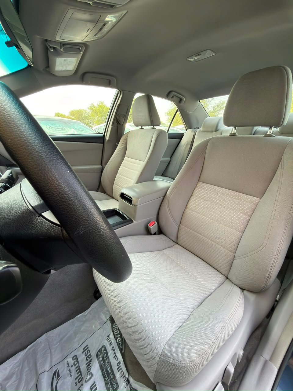 2017 Toyota Camry, LE - صورة 5