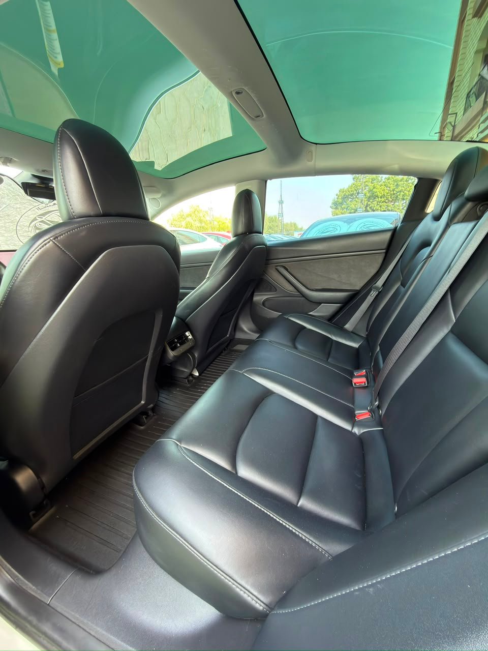 2020 Tesla MODEL 3 - صورة 9