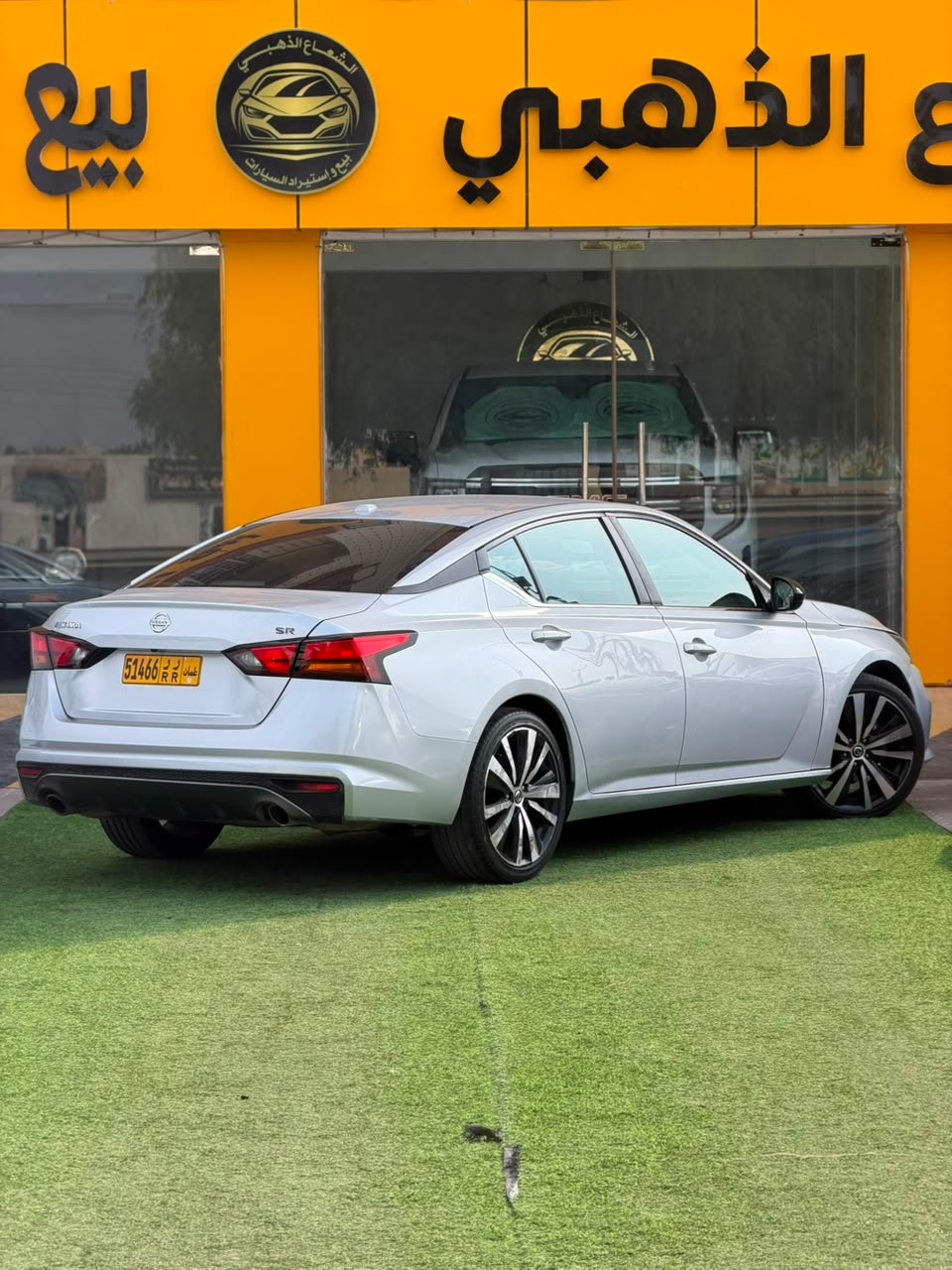 2019 Niss Altima, 2.5 SR - صورة 8