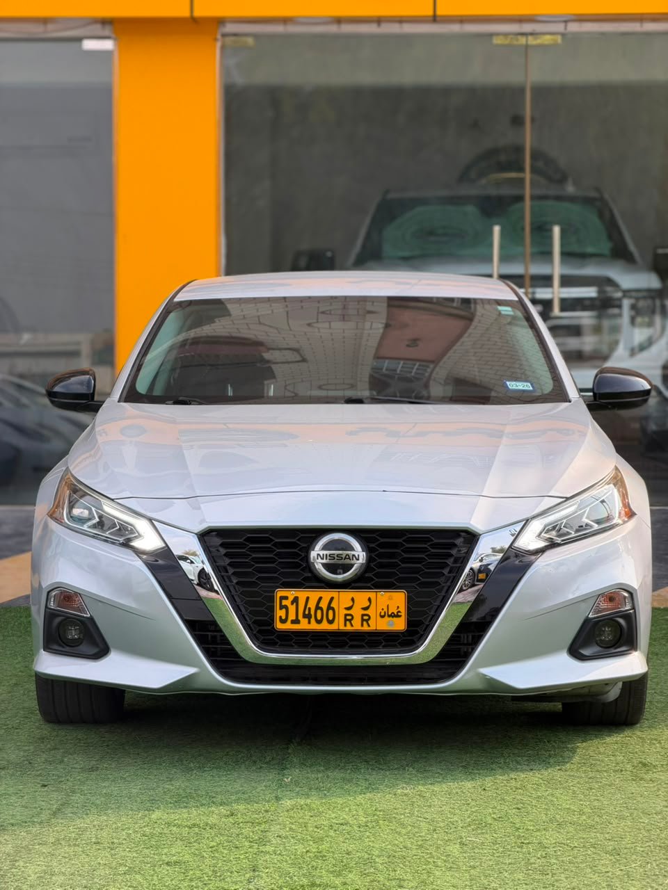 2019 Niss Altima, 2.5 SR - صورة 9