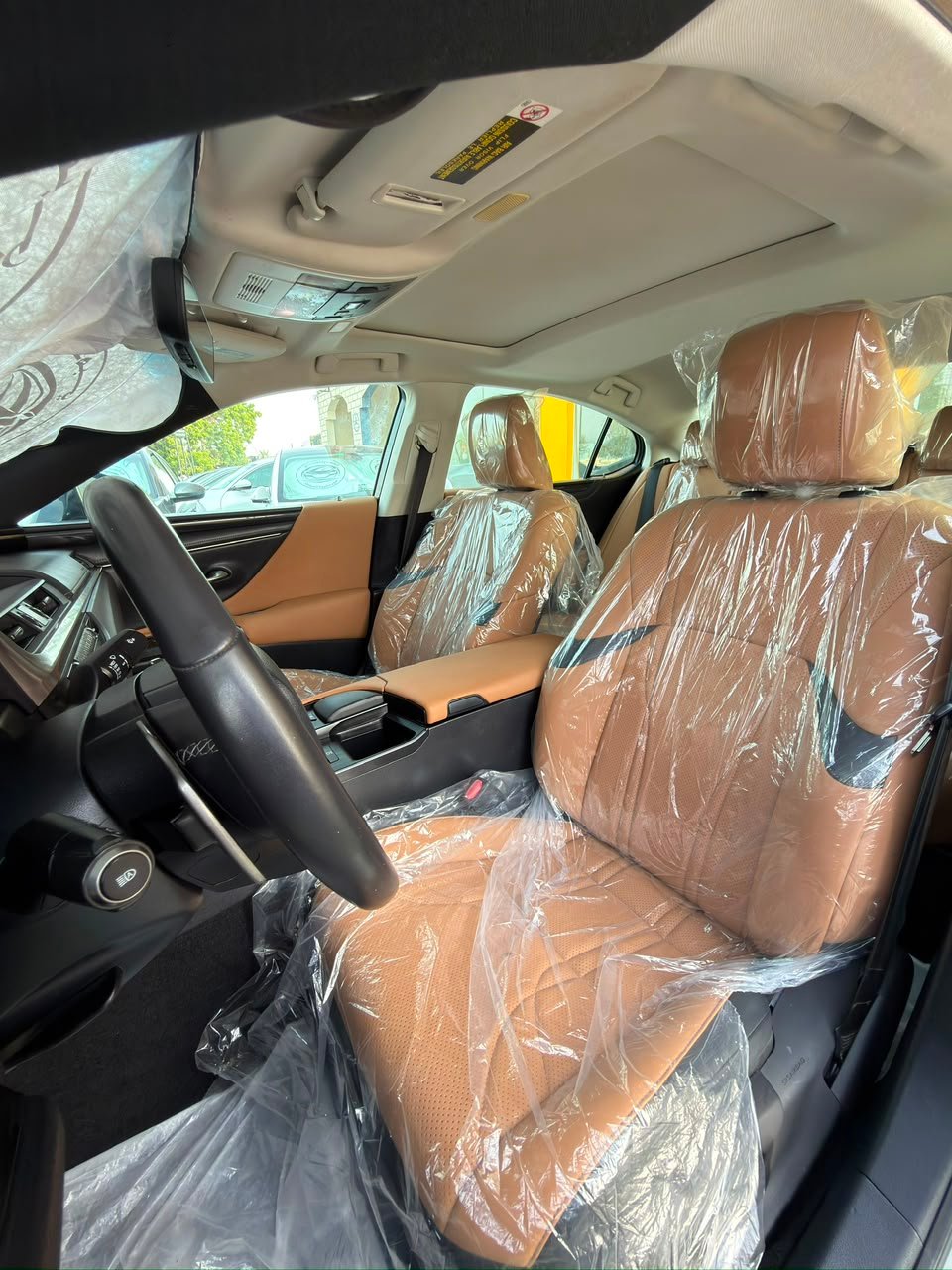 2020 Lexus ES, 350 Base - صورة 7